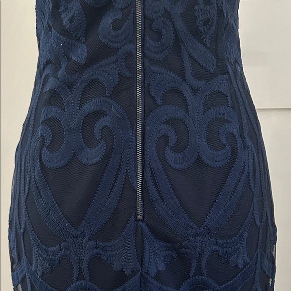 Elegant Navy  Lace Dress - Picture 5 of 6